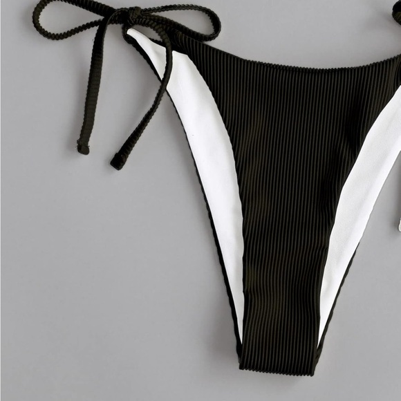 Women’s 2 Piece Black Ribbed Swimsuit Halter Bikini Set - Picture 4 of 5